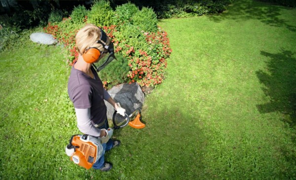 Stihl FS40 ruohotrimmeri - Vuoksenautotarvike.fi