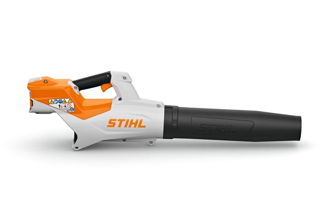 Stihl BGA50 -akkupuhallin akulla ja laturilla - Vuoksenautotarvike.fi